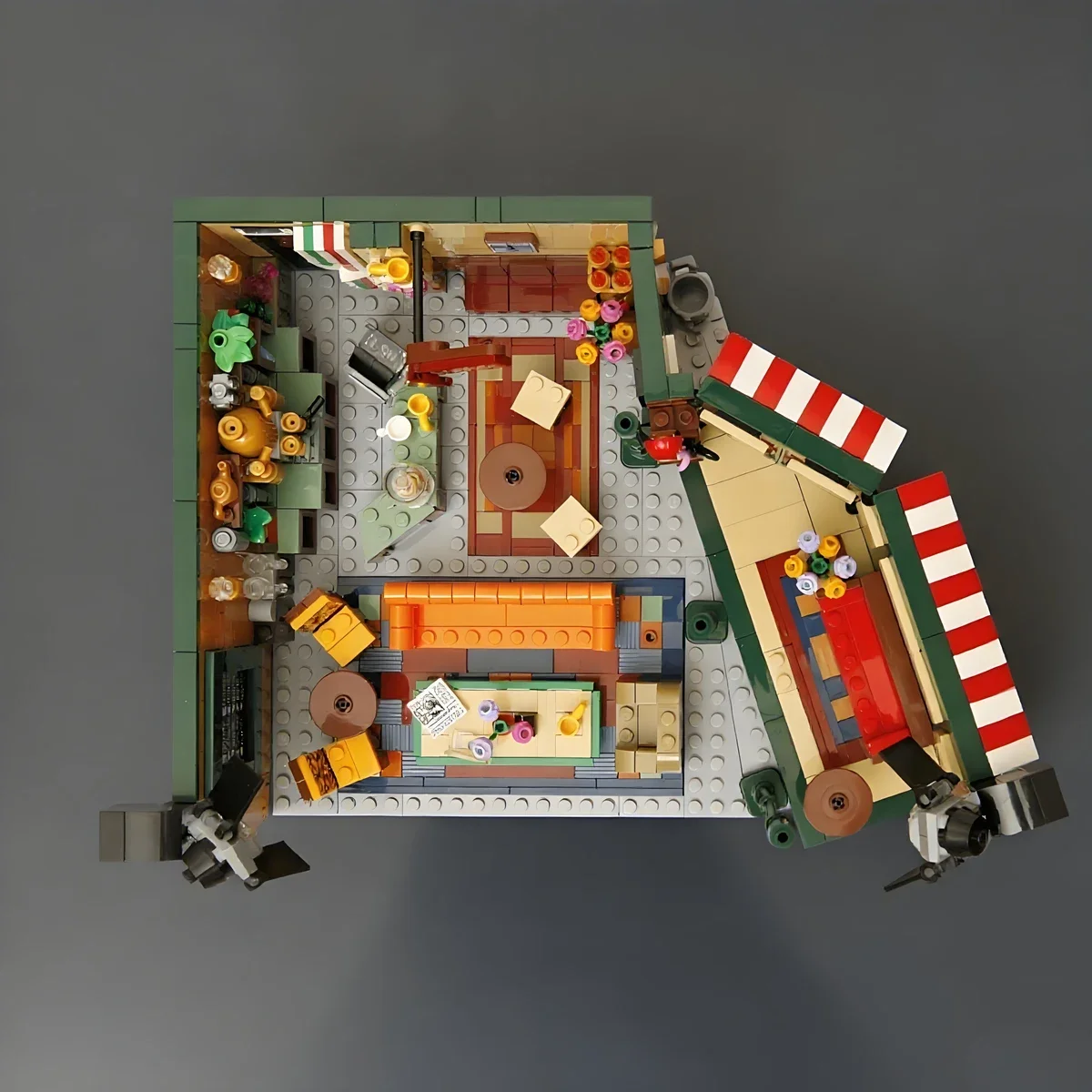 Friends House Family Classic C - огляд і ціна Lego Building Blocks